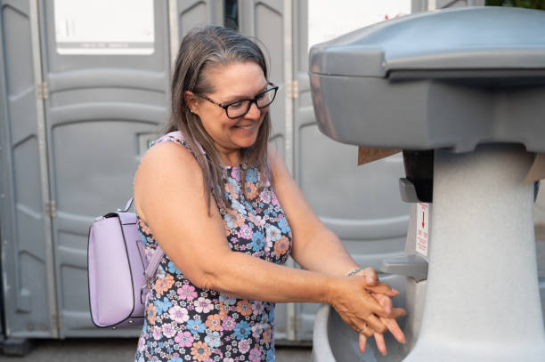Best Affordable porta potty rental  in Bellaire, OH